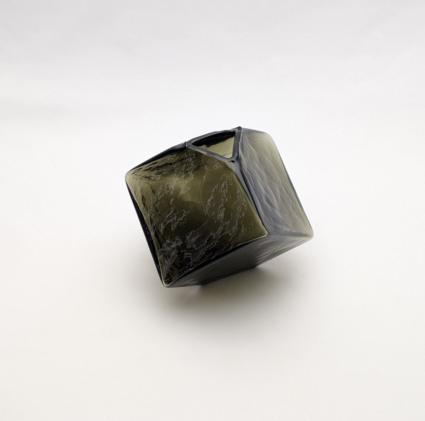 Verre sugahara couleur vert foncé